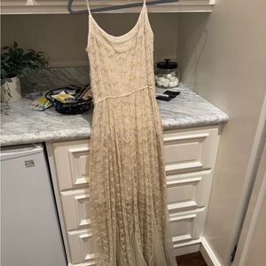 Elegant Cream Lace Dress